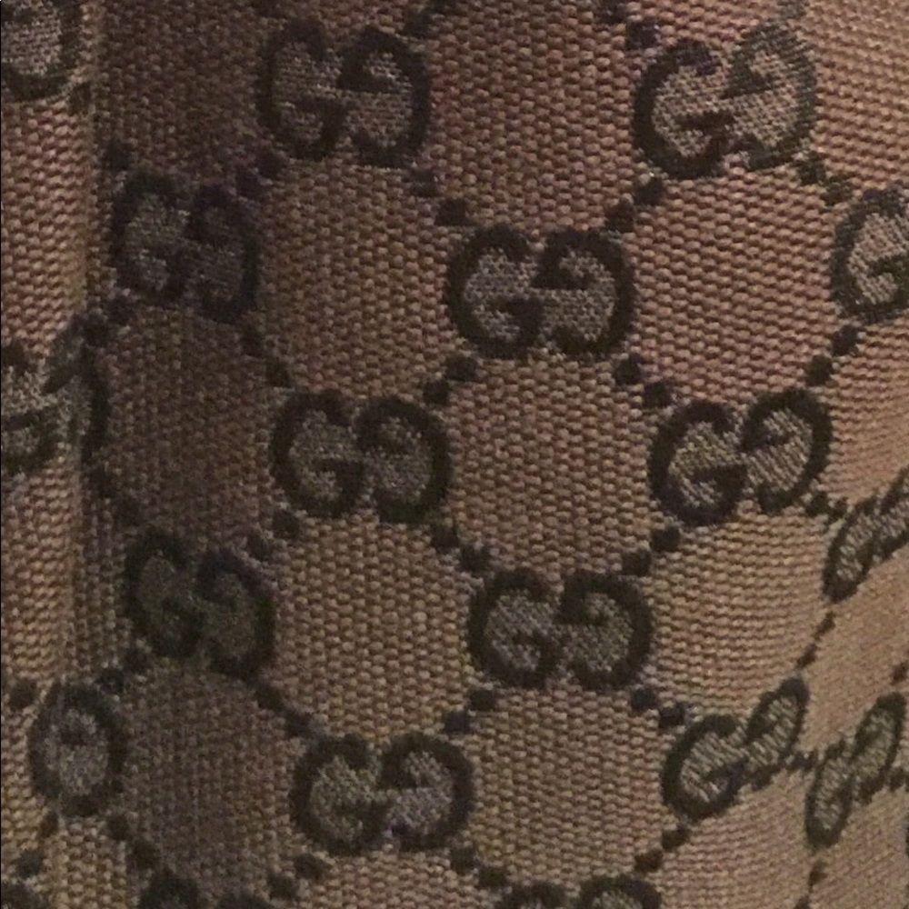 Authentic Gucci Hysteria - Picture 4 of 8